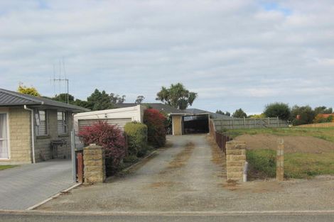 Photo of property in 14 Gordon Street, Weston, Oamaru, 9401