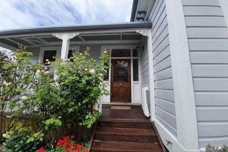 Photo of property in 286 Main Road, Tawa, Wellington, 5028