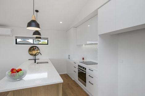 Photo of property in 5 Heaphy Court, Aotea, Porirua, 5024