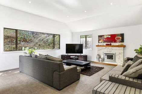 Photo of property in 214 Mapara Road, Acacia Bay, Taupo, 3385