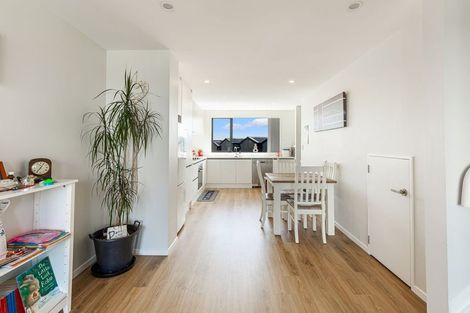 Photo of property in 33 Hinonga Loop, Silverdale, 0932