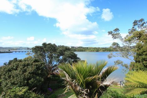 Photo of property in 24 Opotoru Road, Raglan, 3225