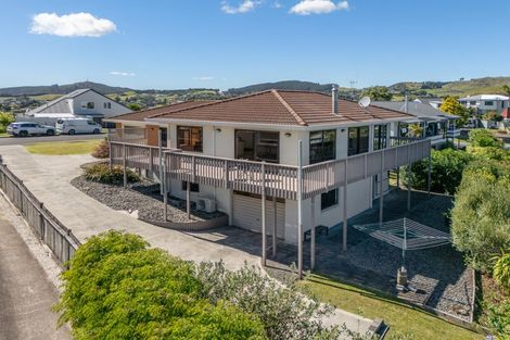 Photo of property in 15 Philomel Crest, Welcome Bay, Tauranga, 3112