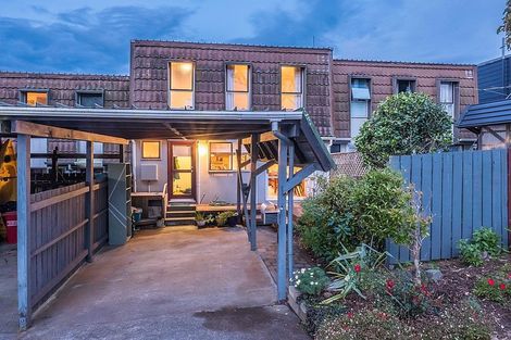 Photo of property in 72 Cunliffe Street, Churton Park, Wellington, 6037