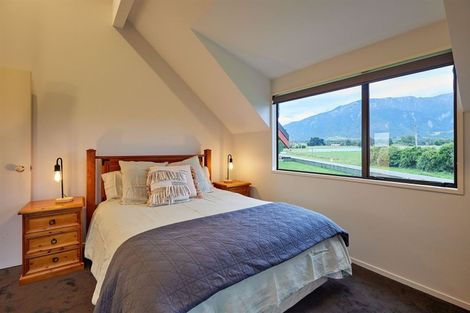 Photo of property in 61 Harnetts Road, Kaikoura Flat, Kaikoura, 7371