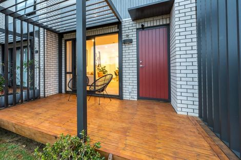 Photo of property in 32c Titoki Street, Te Atatu Peninsula, Auckland, 0610