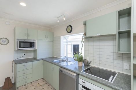 Photo of property in 95 Iranui Road, Inner Kaiti, Gisborne, 4010