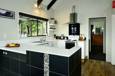 Photo of property in 2/169 Tahunanui Drive, Tahunanui, Nelson, 7011