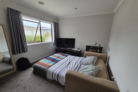 Photo of property in 116 Endeavour Drive, Whitby, Porirua, 5024