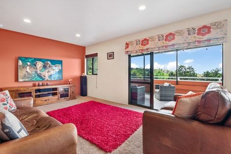 Photo of property in 199a Godley Road, Titirangi, Auckland, 0604