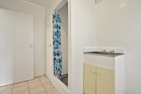 Photo of property in 1c/88 Aroha Avenue, Sandringham, Auckland, 1025