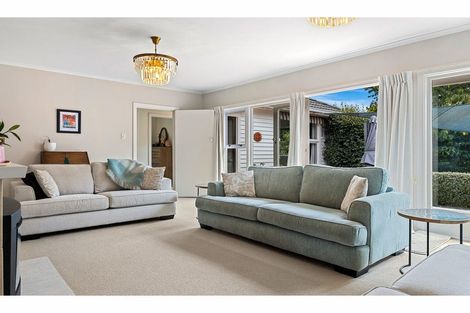 Photo of property in 19 Joyce Crescent, Ilam, Christchurch, 8041