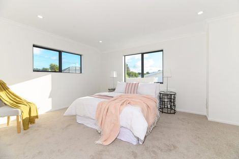 Photo of property in 55b Willerton Avenue, New Lynn, Auckland, 0600