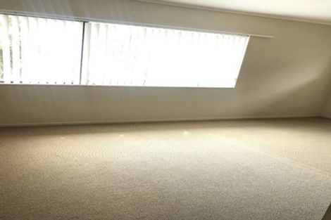 Photo of property in 1/1 Bass Street, West Harbour, Auckland, 0618