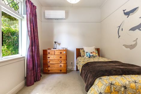 Photo of property in 42 Pembroke Road, Northland, Wellington, 6012