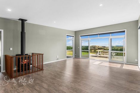 Photo of property in 918 Oneriri Road, Kaiwaka, 0573