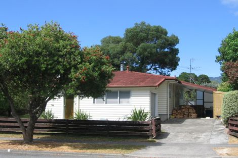 Photo of property in 12 Larchmont Grove, Totara Park, Upper Hutt, 5018