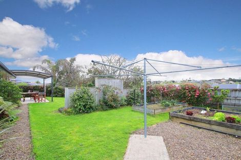 Photo of property in 81 Farnborough Drive, Grandview Heights, Hamilton, 3200