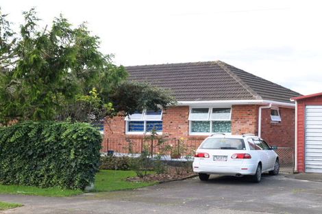 Photo of property in 12 Woburn Street, Mangere East, Auckland, 2024