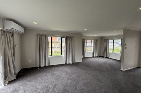 Photo of property in 44 Senator Drive, Manurewa, Auckland, 2105