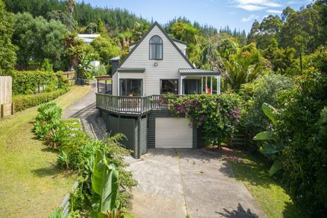Photo of property in 115 Onemana Drive, Onemana, Whangamata, 3691