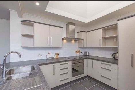 Photo of property in 171 Miromiro Road, Normandale, Lower Hutt, 5010