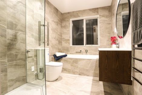 Photo of property in 10 Frontiere Lane, Silverdale, 0932