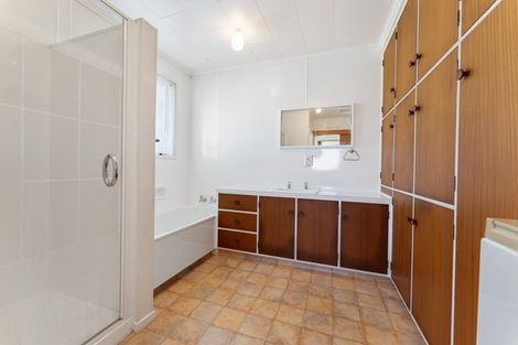 Photo of property in 2 Carver Place, Lynmouth, New Plymouth, 4310