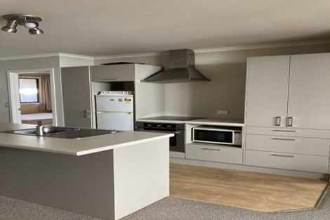 Photo of property in 2/27 Hogan Street, Hamilton East, Hamilton, 3216