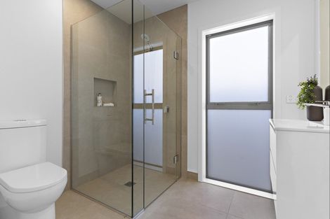 Photo of property in 18 Austin Reid Avenue, Carterton, 5713