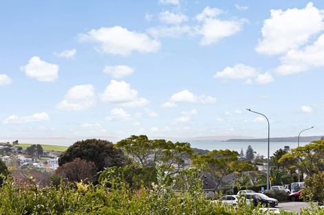 Photo of property in 6a Colenso Place, Mission Bay, Auckland, 1071