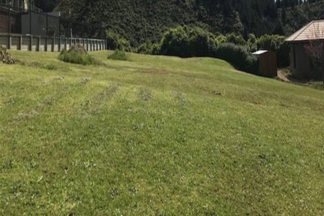 Photo of property in 26 Harbour View Heights, Picton, 7220