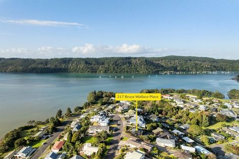 Photo of property in 127 Bruce Wallace Place, Whangamata, 3620