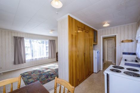 Photo of property in 16 Marsden Street, Levin, 5510