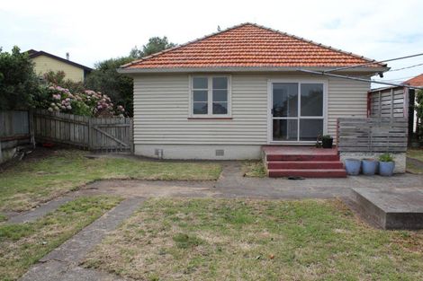 Photo of property in 5 Owen Street, Gonville, Whanganui, 4501