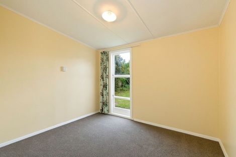 Photo of property in 3 Anga Street, Tangimoana, 4822