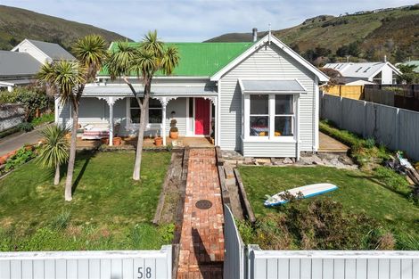 Photo of property in 58 Wiggins Street, Sumner, Christchurch, 8081