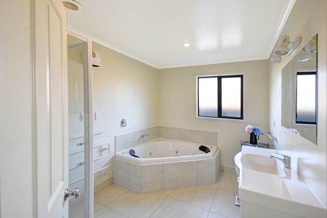 Photo of property in 27 Woodland Avenue, Mosgiel, 9024