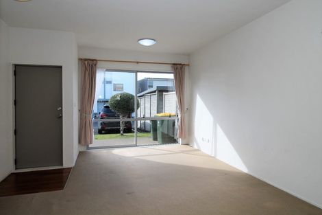 Photo of property in 2/7 Kelvin Hart Drive, East Tamaki, Auckland, 2013