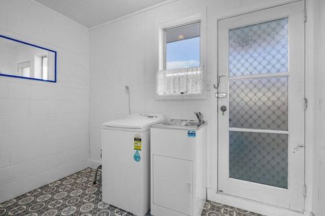 Photo of property in 14 Leslie Place, Deanwell, Hamilton, 3206