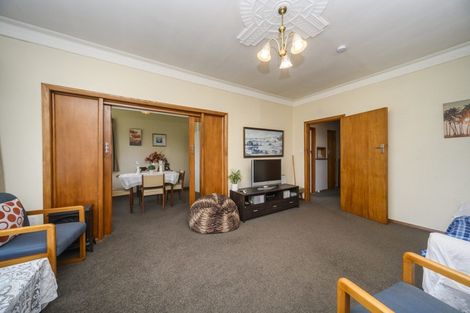 Photo of property in 25 Limbrick Street, Terrace End, Palmerston North, 4410