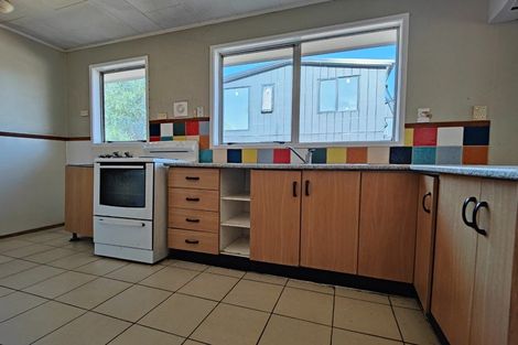 Photo of property in 31 Glennandrew Drive, Half Moon Bay, Auckland, 2012