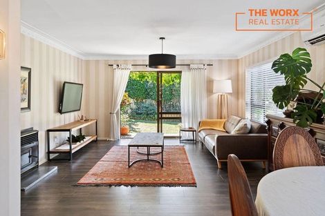 Photo of property in 2/13 Butterworth Avenue, Opaheke, Papakura, 2113