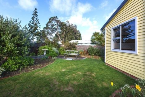Photo of property in 43 Sea Vista Drive, Pukerua Bay, 5026