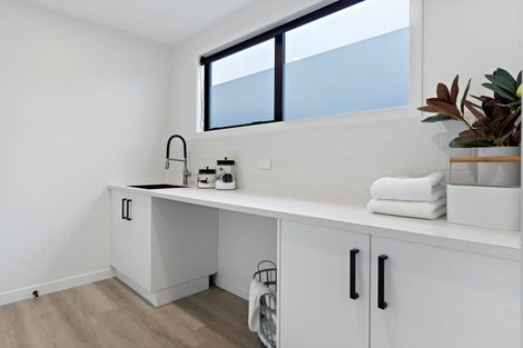 Photo of property in 12 Tuatahi Avenue, Solway, Masterton, 5810