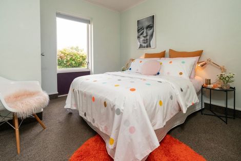 Photo of property in 2/15 Upper Lewisville Terrace, Thorndon, Wellington, 6011