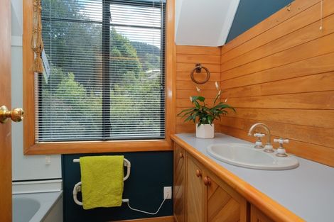 Photo of property in 21 Harbour Terrace, Careys Bay, Port Chalmers, 9023