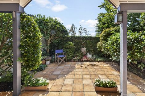 Photo of property in 3/14 Harriett Street, Thorndon, Wellington, 6011