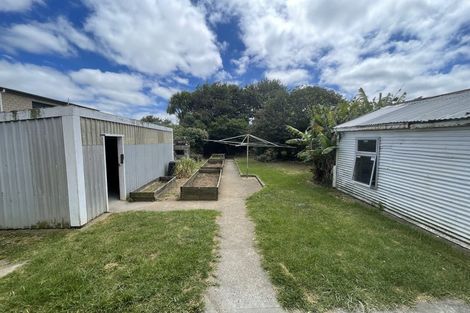 Photo of property in 731 Massey Road, Mangere, Auckland, 2022