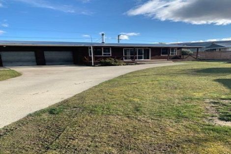 Photo of property in 1 Marsh Road, Ettrick, Roxburgh, 9572